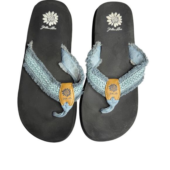 Yellow Box Women's size 9 Denim Flip Flops Shoes - Picture 1 of 7